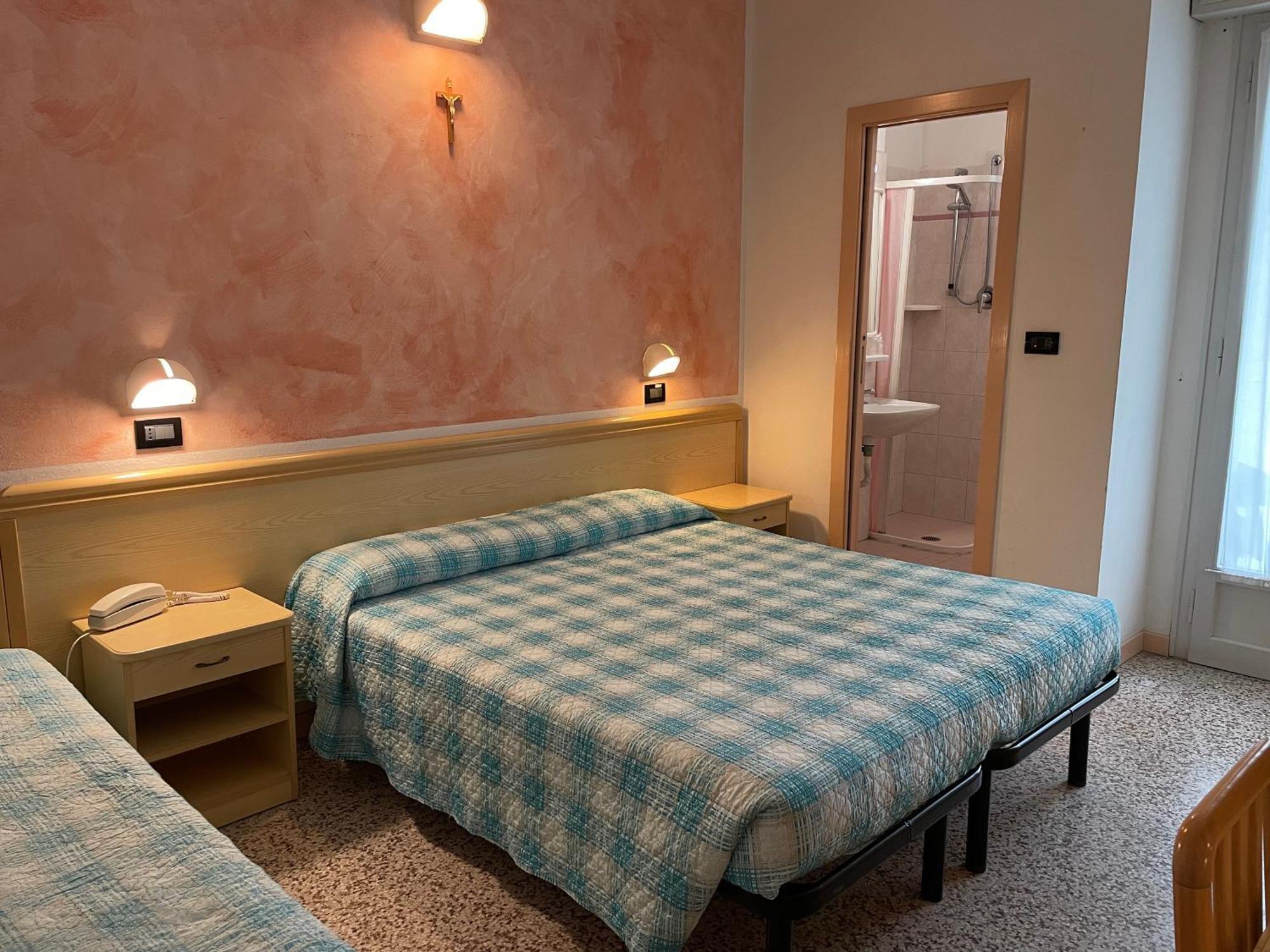 Piccolo Hotel تْشيزيناتيكو المظهر الخارجي الصورة